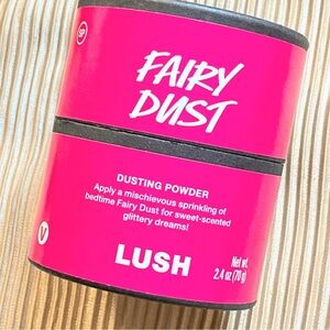 LUSH Fairy Dust Dusting Powder